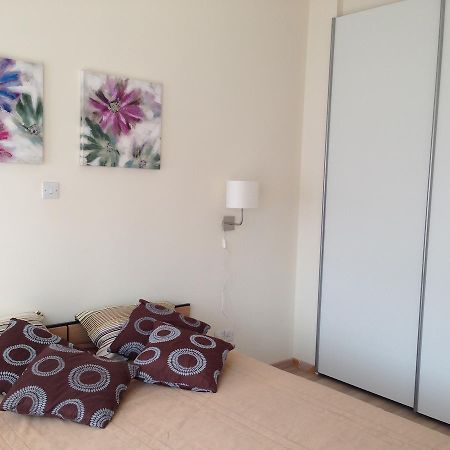 Zavos Colours Boutique Apartments Limassol Zimmer foto