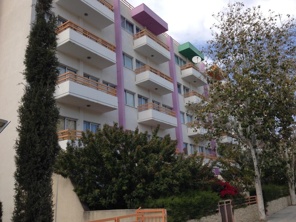 Zavos Colours Boutique Apartments Limassol Exterior foto