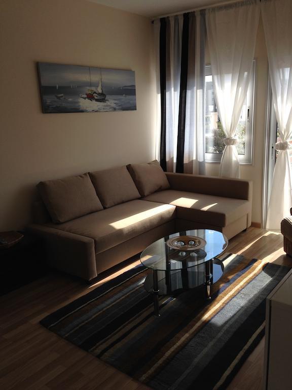 Zavos Colours Boutique Apartments Limassol Exterior foto